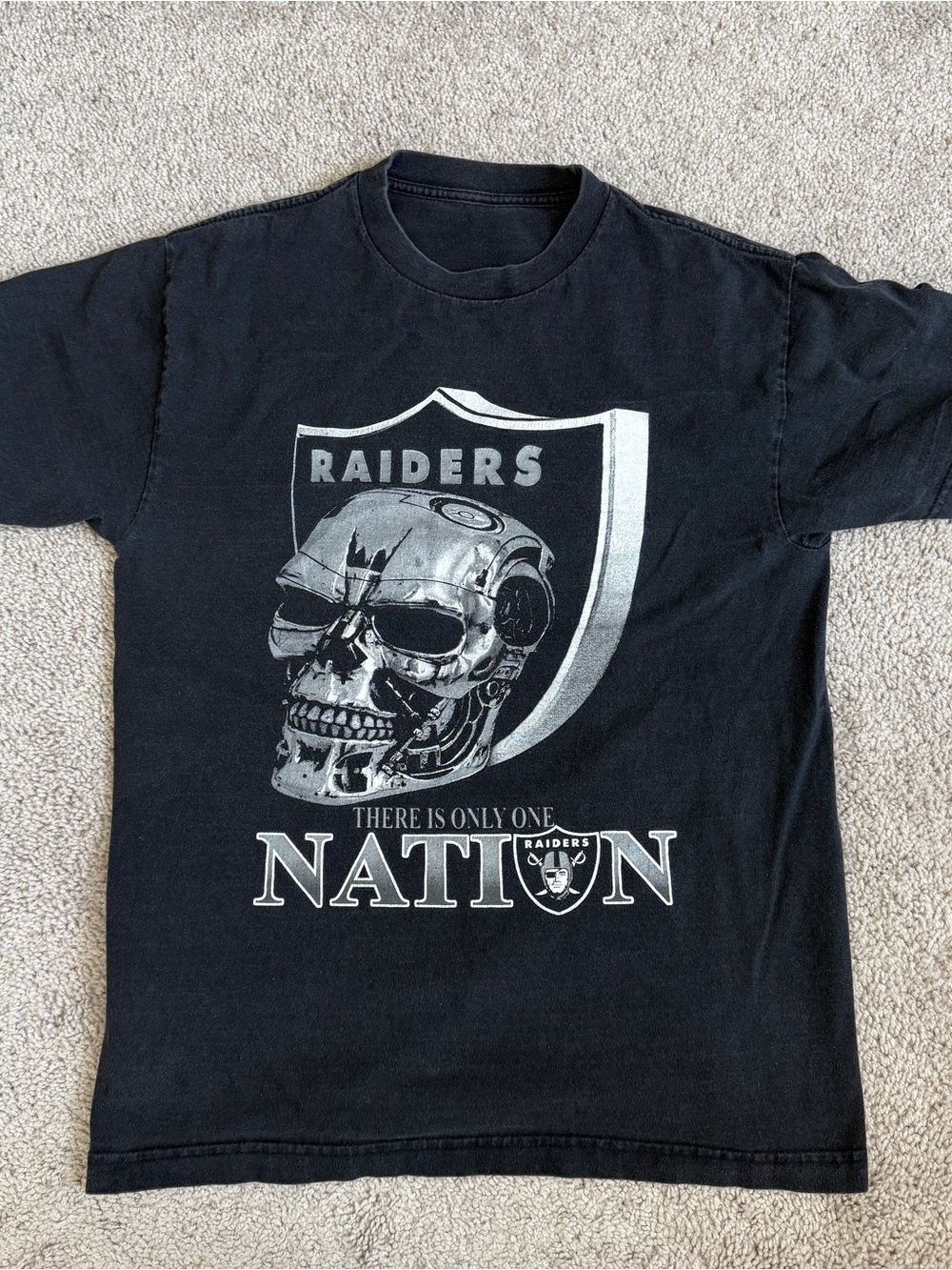 Vintage Oakland Raiders Nation Skull Graphic Double Sided NFL T Shirt Medium